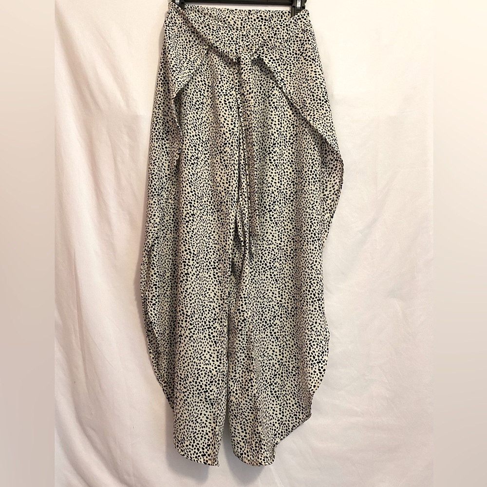 J Valdi lightweight tie-front cover-up Swim/Lounge Pants; Size S; Poly/Nylon